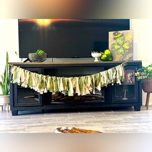 NWT Saint Patrick’s Day Handmade Rag Garland ☘️